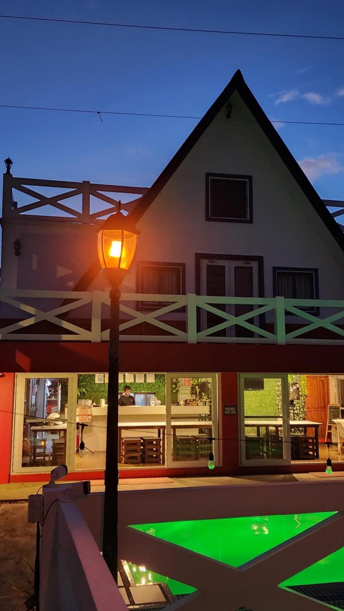 Triangle Huts Hotell Pagudpud Exteriör bild