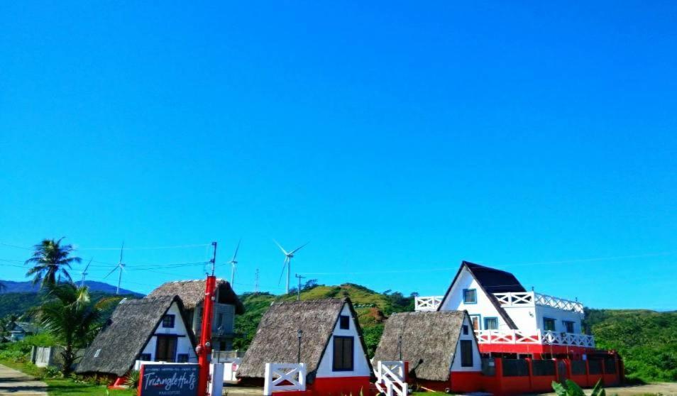 Triangle Huts Hotell Pagudpud Exteriör bild