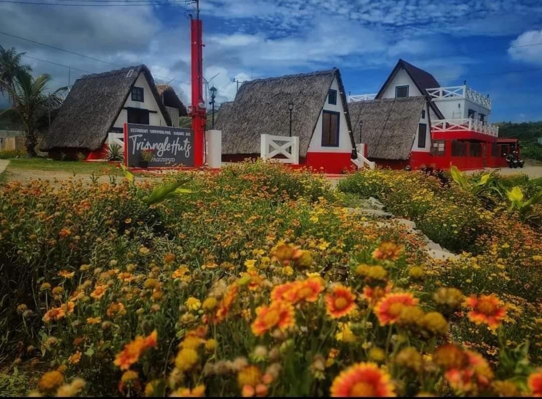 Triangle Huts Hotell Pagudpud Exteriör bild